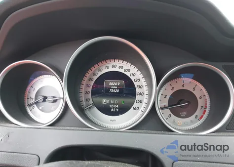 2014 Mercedes-Benz C 250 z USA, uszkodzony, nr VIN WDDGJ4HB0EG289247